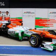 Force India VJM05 y sus tres pilotos