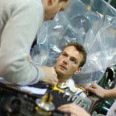 Giedo van der Garde se hace el asiento en Caterham