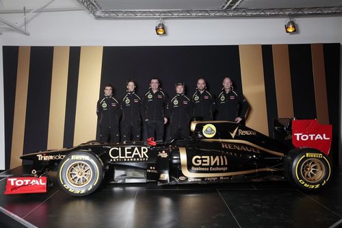 Los pilotos, los jefes de equipo y el Lotus E20