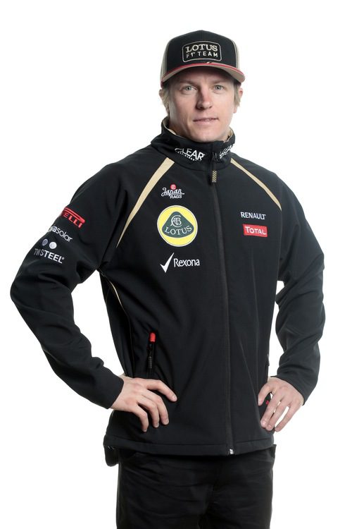 Kimi Räikkönen con la equipación de Lotus