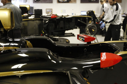 Los Lotus E20 en la fábrica de Enstone