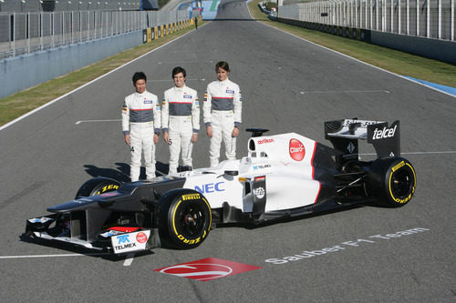 El Sauber C31 y sus tres pilotos