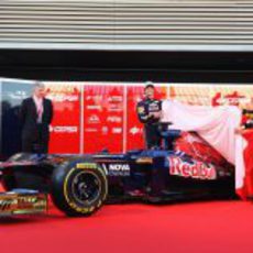 Ricciardo y Vergne desvelan el Toro Rosso STR7