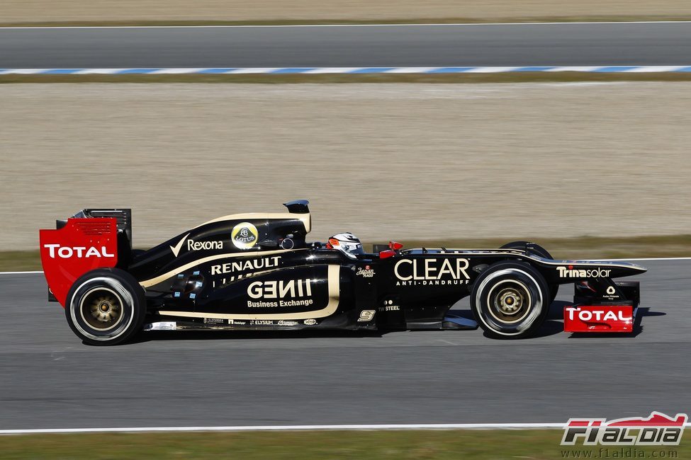 Räikkönen inicia la pretemporada para Lotus