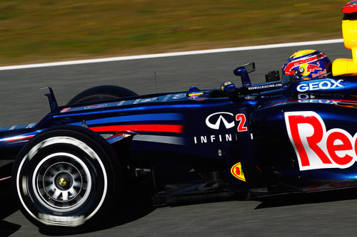 Mark Webber rueda con el Red Bull en Jerez