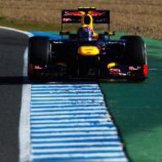 Vista frontal del Red Bull RB8 en Jerez