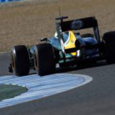 El Caterham de Kovalainen desde atrás