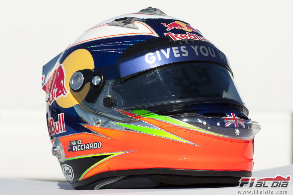 Casco de Daniel Ricciardo para 2012