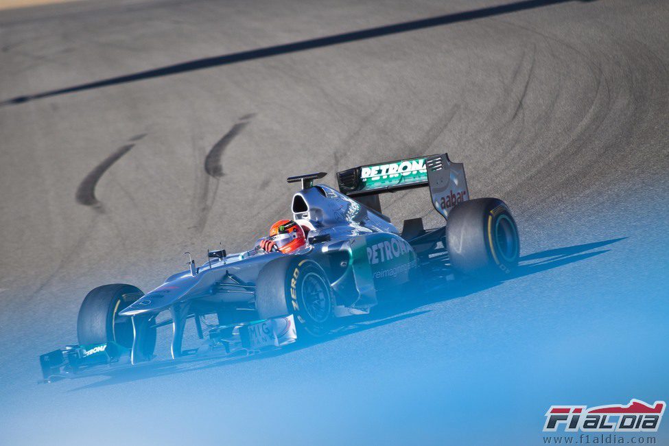 Michael Schumacher con el Mercedes en Jerez