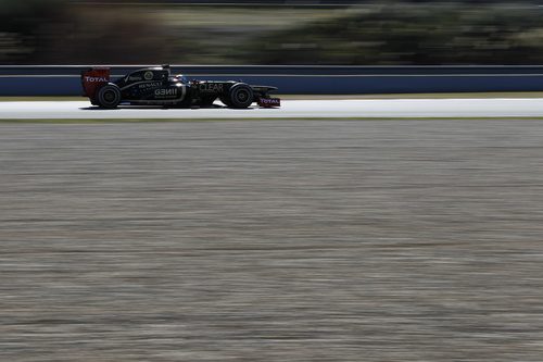 Räikkönen a toda velocidad con el Lotus E20