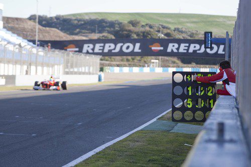 Pizarra para Felipe Massa en la recta de Jerez