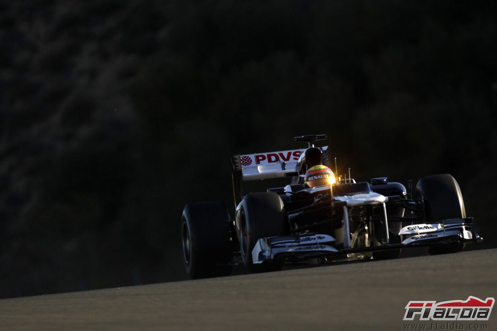 El sol reflejado en el casco de Maldonado en Jerez