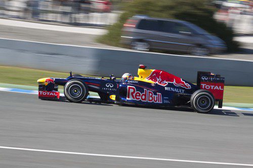 Sebastian Vettel se estrena con el Red Bull RB8 en Jerez