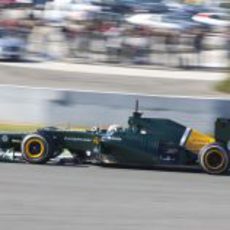 Giedo van der Garde al volante del Caterham en Jerez