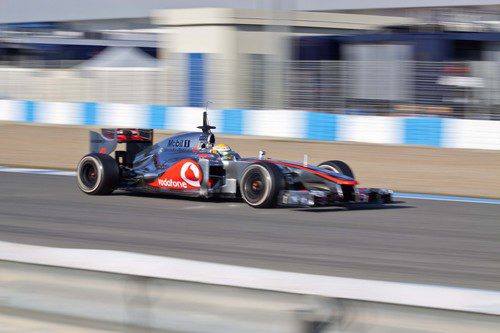 Hamilton en Jerez con su MP4-27