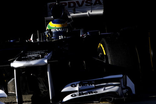 Imponente imagen de Bruno Senna en el Williams