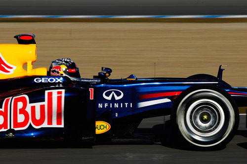 Vettel con el RB8 en Jerez