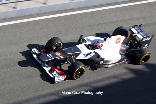 Kamui Kobayashi sale a rodar en Jerez