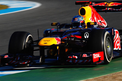 Plano cercano del Red Bull RB8 en Jerez
