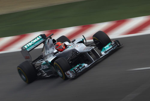 El Mercedes W03 en acción en Montmeló