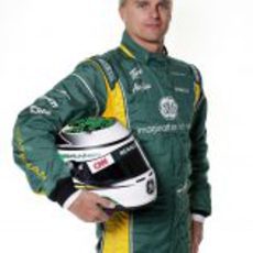 Heikki Kovalainen con su casco de 2012