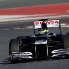 Bruno Senna con el Williams en los test de Barcelona