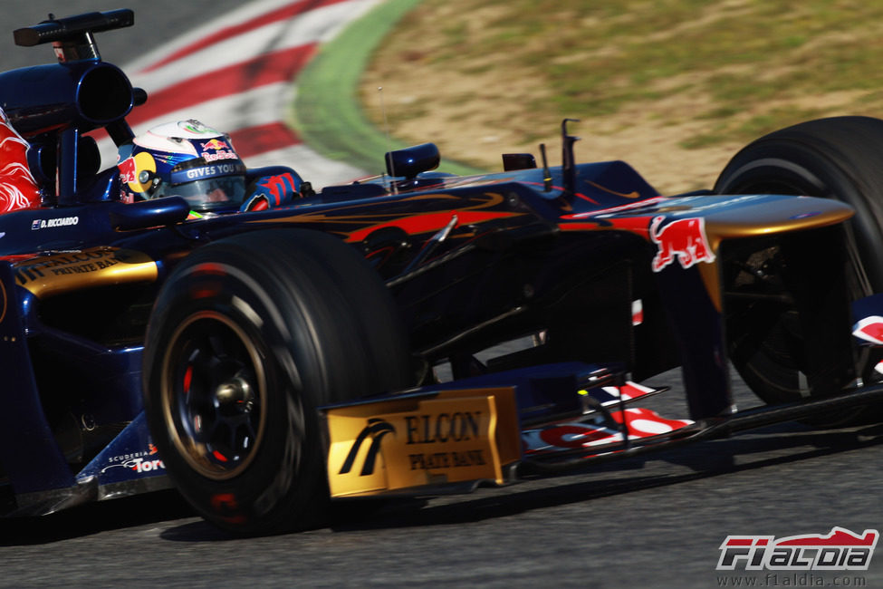 Daniel Ricciardo en los test de Barcelona