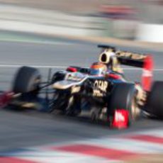 Romain Grosjean a toda velocidad en el Lotus