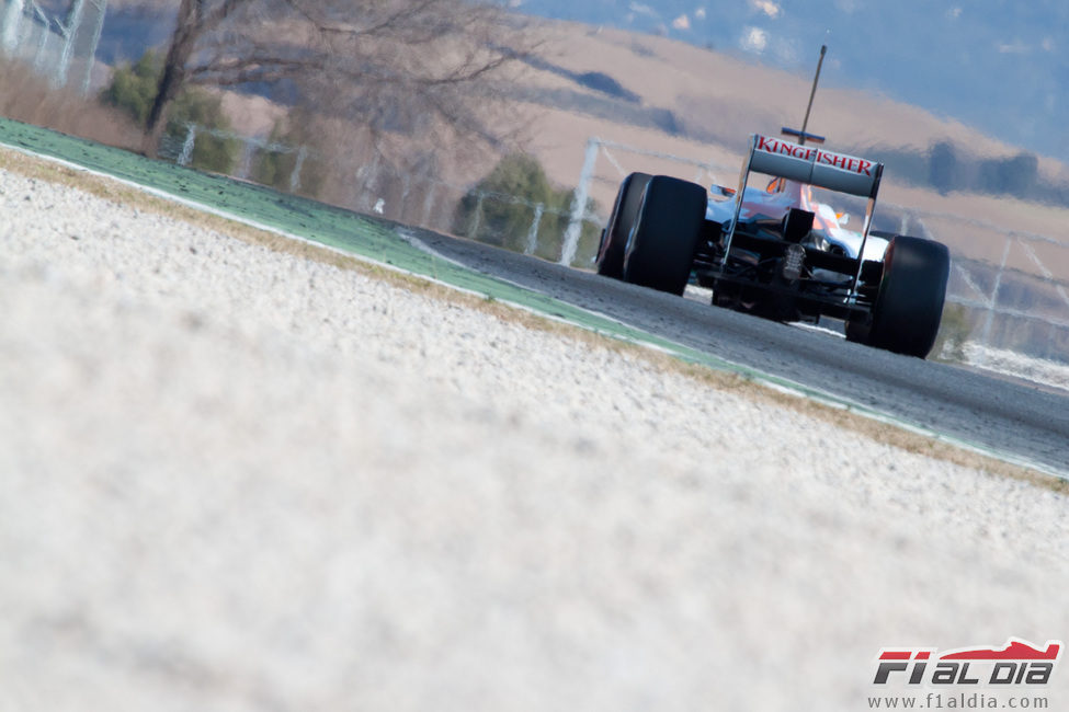 Force India VJM05 en los test de Barcelona