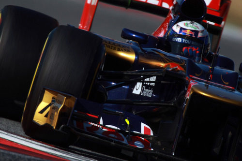 Ricciardo se acerca con el Toro Rosso