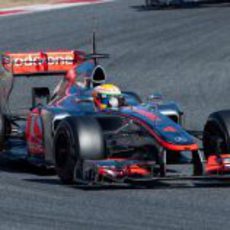 Lewis Hamilton con el McLaren en los test de pretemporada