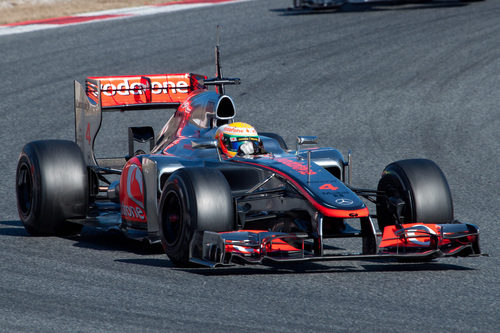 Lewis Hamilton con el McLaren en los test de pretemporada