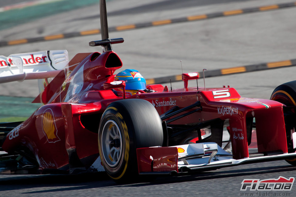 Primer plano del Ferrari F2012 de Alonso
