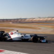 Sergio Pérez con el Sauber en los test de Barcelona