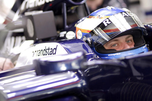Valtteri Bottas sentado en el Williams en Montmeló