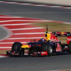 Mark Webber con el RB8 en los test de Barcelona