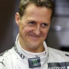 Michael Schumacher sonriente en Barcelona