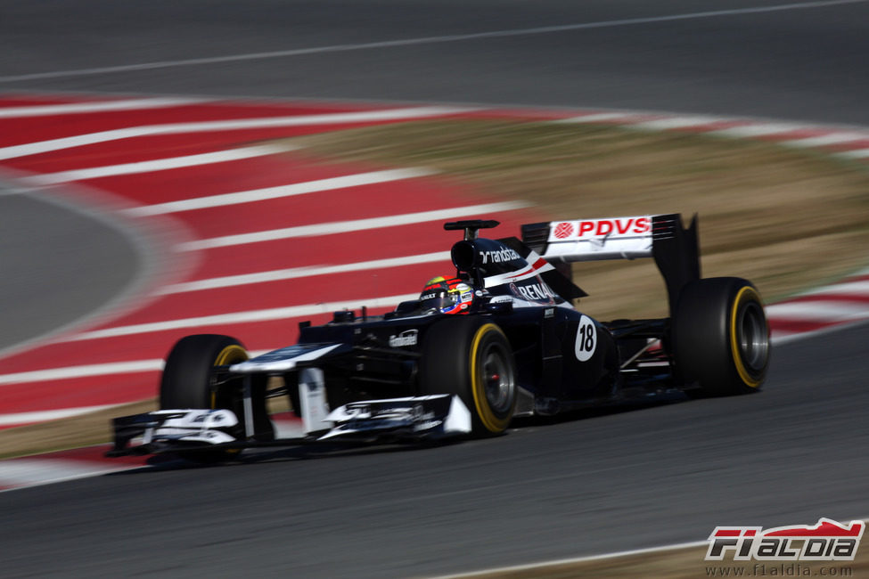 Pastor Maldonado con el FW34 en Barcelona