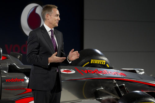 Martin Whitmarsh en la presentación del MP4-27