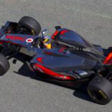 Hamilton rueda con el MP4-27 en Jerez