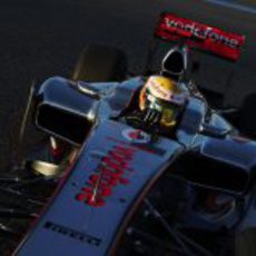 Lewis Hamilton a los mandos del MP4-27