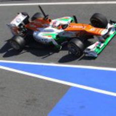 Di Resta sale de boxes con el Force India