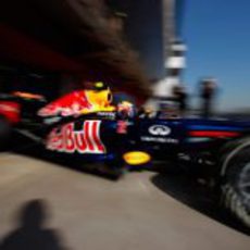 Webber sale a pista con el nuevo RB8