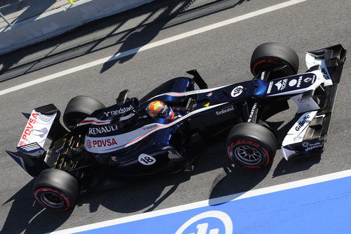 Maldonado sale a pista con el FW34