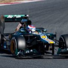 Petrov al volante del Caterham CT01