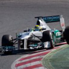Nico Rosberg se sube por los pianos en Montmeló