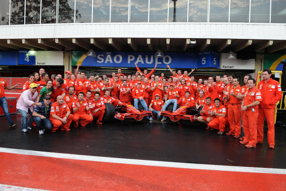 Foto de equipo de Ferrari