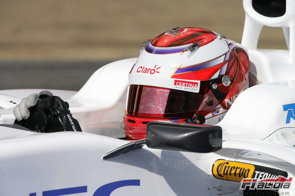 Kamui Kobayashi pilotando el Sauber C31