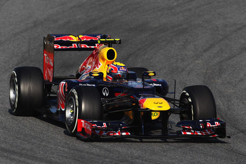 Webber rueda en Barcelona con el RB8