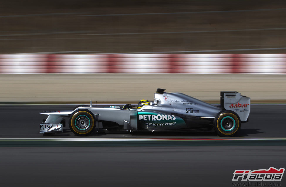 Rosberg da el máximo con su W03